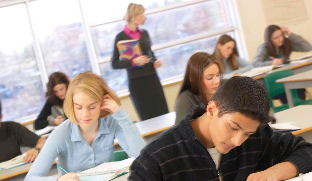 Help your teen with autism and ADHD learn to take effective notes in class